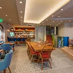 Hotel Kyma