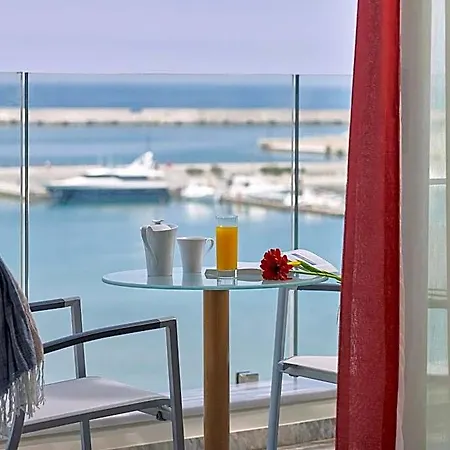 Kyma Hotel